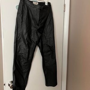 VINTAGE SKINNY LEATHER PANTS SIZE 6